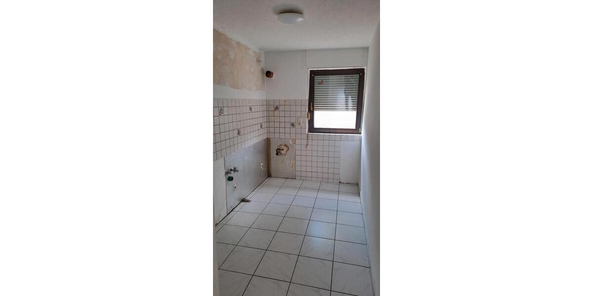 Etagenwohnung Sankt Wendel - 6 Zimmer, 140 m&sup2;, 800&euro; | Angebot:26234426