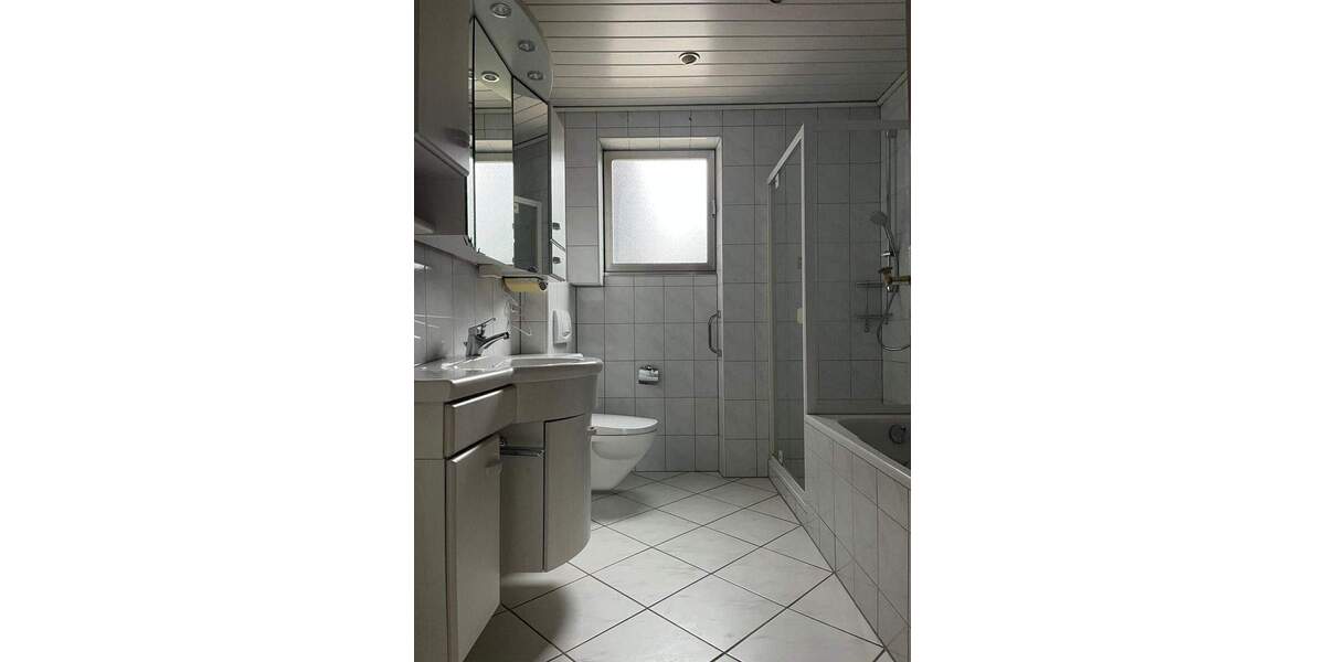 Einfamilienhaus Bad Sobernheim - 4 Zimmer, 173 m&sup2;, 1.500&euro; | Angebot:25741736