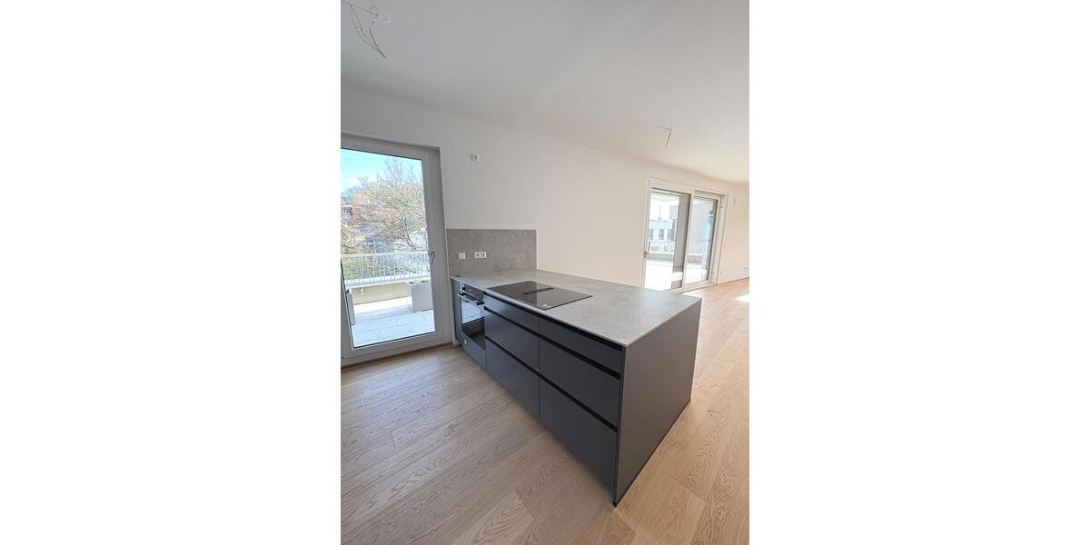 Dachgeschoßwohnung Leonberg - 2 Zimmer, 91 m&sup2;, 1.869&euro; | Angebot:23712852