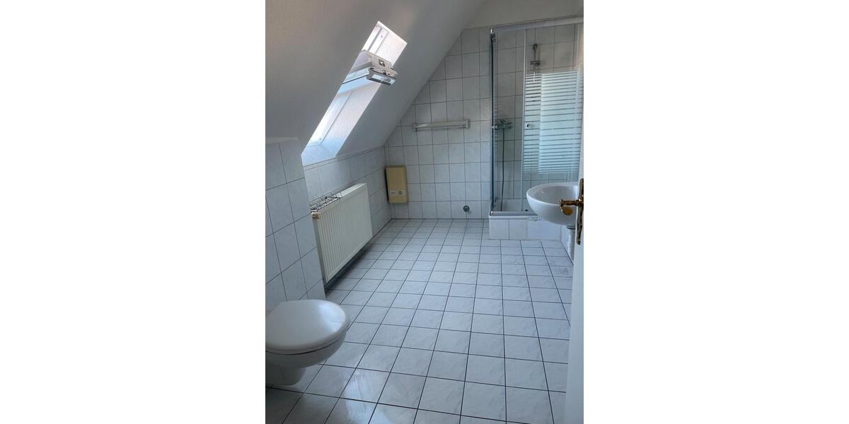 Dachgeschoßwohnung Bad Salzuflen - 2 Zimmer, 55 m&sup2;, 480&euro; | Angebot:25397404