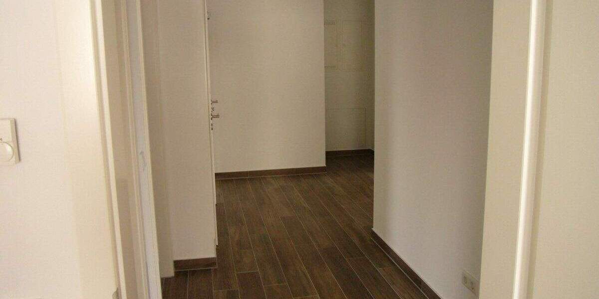Etagenwohnung Stralsund Tribseer - 3 Zimmer, 90 m&sup2;, 1.170&euro; | Angebot:26641506