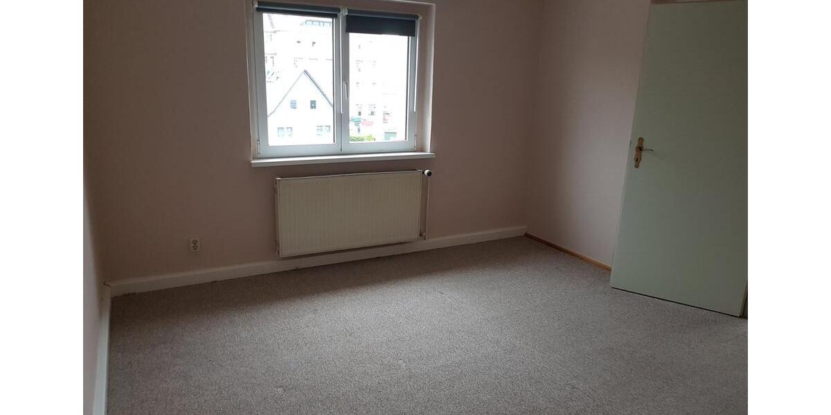 Etagenwohnung Großröhrsdorf - 3 Zimmer, 63 m&sup2;, 485&euro; | Angebot:24841468