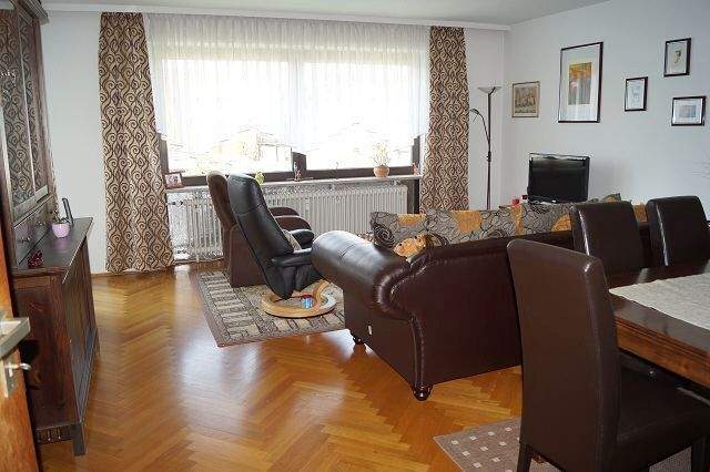 Etagenwohnung Straubing - 4 Zimmer, 118 m&sup2;, 600&euro; | Angebot:25747351