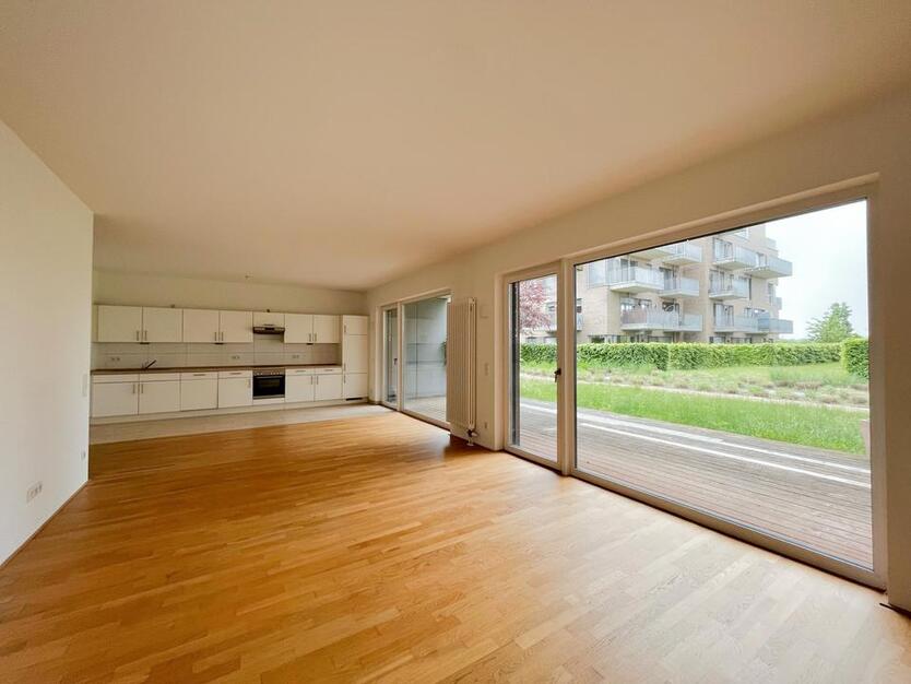 3-Zimmer-Erdgeschosswohnung mit Terrasse und Blick auf die Weser zimmer