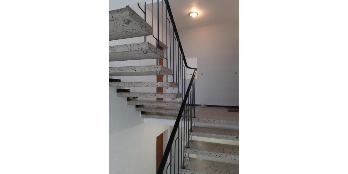 Etagenwohnung Kassel Fasanenhof - 3 Zimmer, 75 m&sup2;, 523&euro; | Angebot:26023560