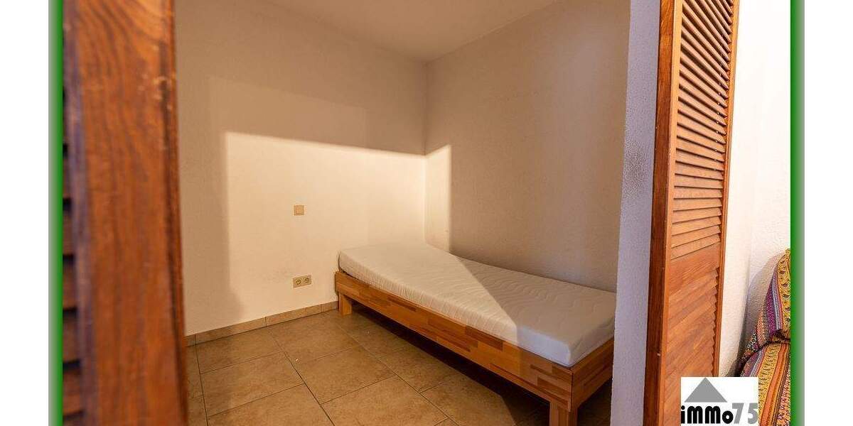 Etagenwohnung Pforzheim Oststadt - 1 Zimmer, 40 m&sup2;, 640&euro; | Angebot:25694871