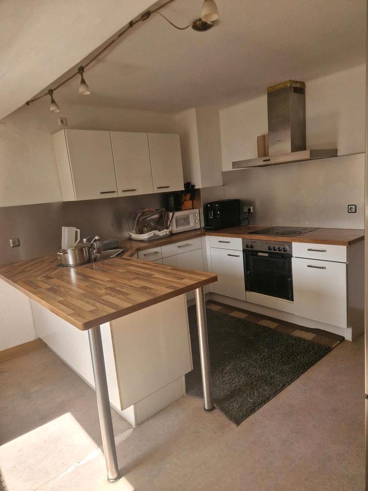 3ZKB mit 90qm Wohnung zu vermieten