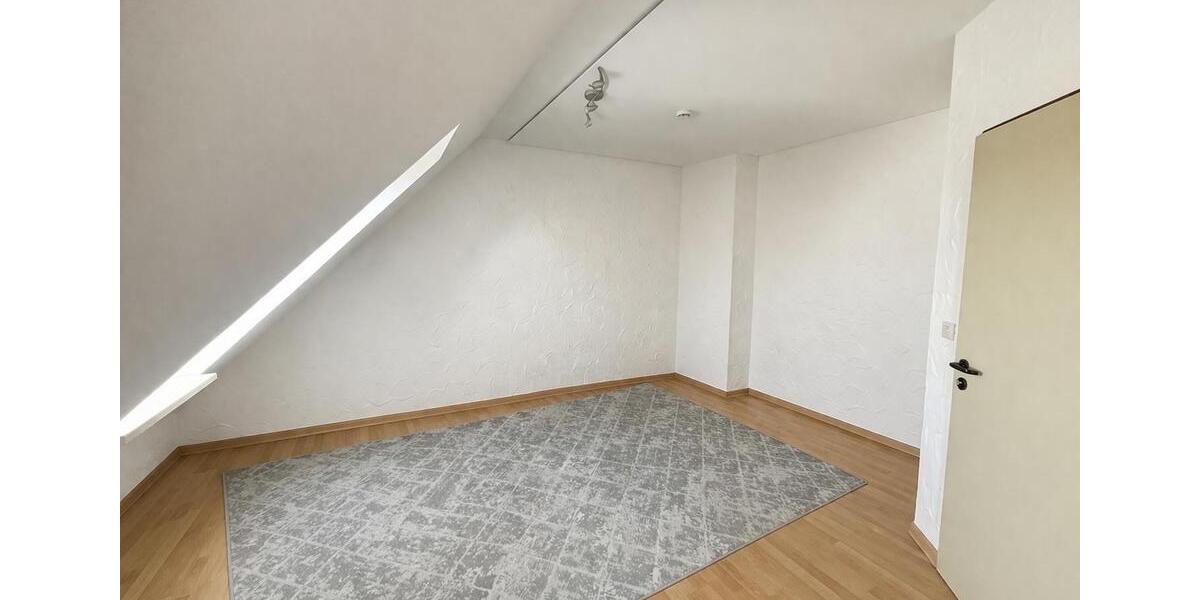 Dachgeschoßwohnung Göttingen Nordstadt - 1 Zimmer, 21 m&sup2;, 490&euro; | Angebot:26296843