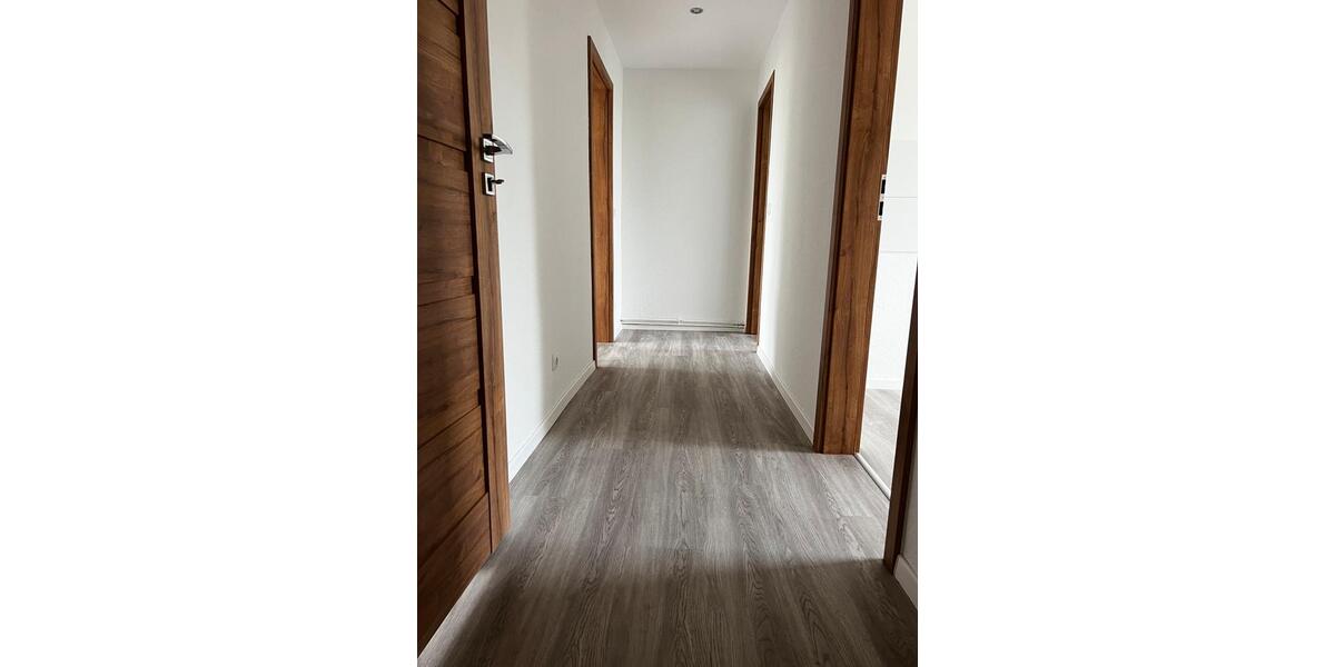 Erdgeschoßwohnung Seeland - 4 Zimmer, 67 m&sup2;, 600&euro; | Angebot:25824432