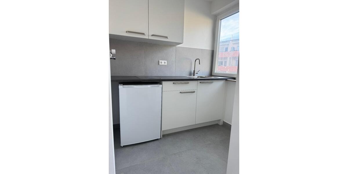 Etagenwohnung Sindelfingen - 1 Zimmer, 27 m&sup2;, 680&euro; | Angebot:26611949
