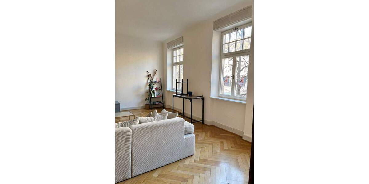Etagenwohnung Nürnberg St Johannis - 8 Zimmer, 250 m&sup2;, 2.500&euro; | Angebot:26723240