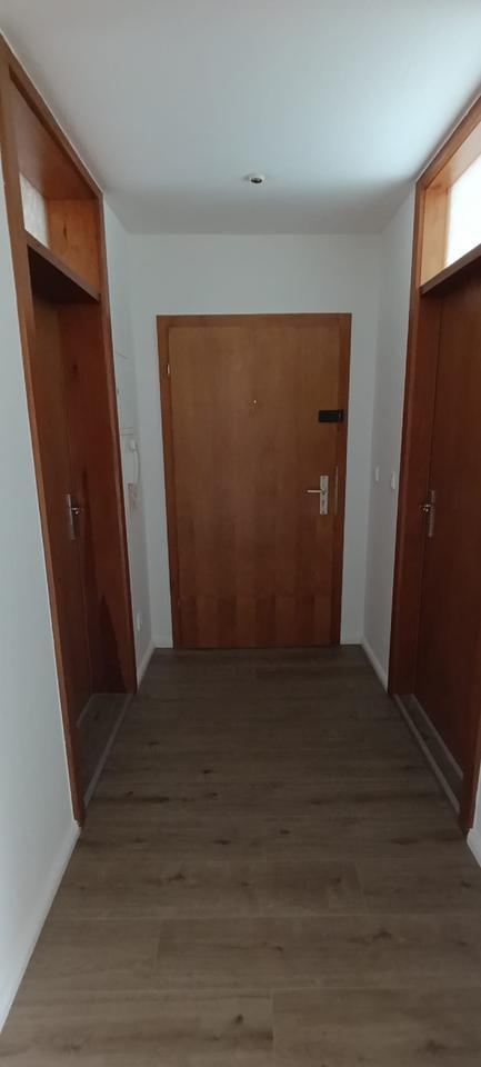 Nach Renovierung!! Schöne Dachgeschoßwohnung mit Balkon zu vermieten