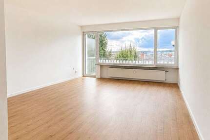 Wohnung Bad Camberg - 3 Zimmer, 87 m&sup2;, 950&euro; | Angebot:26987556