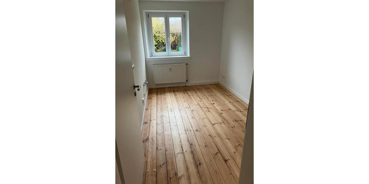 Hochparterre Amorbach - 4 Zimmer, 106 m&sup2;, 950&euro; | Angebot:26235557