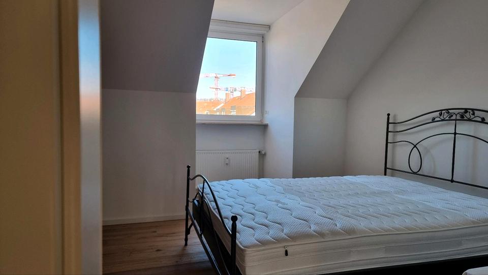 Dachgeschoßwohnung Regensburg Das Dörnberg - 2 Zimmer, 60 m&sup2;, 1.298&euro; | Angebot:25870360