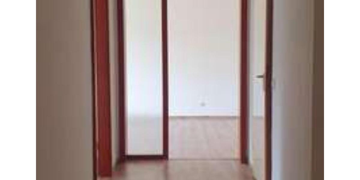 Etagenwohnung Waldbröl - 3 Zimmer, 80 m&sup2;, 545&euro; | Angebot:25220389