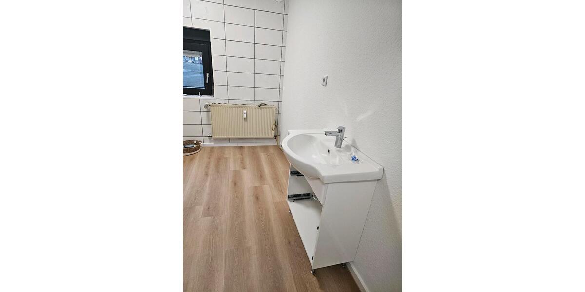 Etagenwohnung Solingen Höhscheid - 2 Zimmer, 50 m&sup2;, 750&euro; | Angebot:24831839