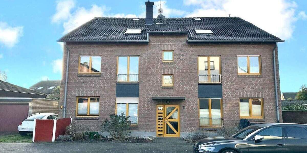 Gut geschnittene Dachgeschosswohnung in beliebter Wohnlage 2 zimmer