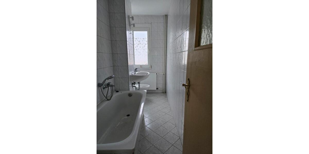 Etagenwohnung Artern - 3 Zimmer, 58 m&sup2;, 596&euro; | Angebot:23538138