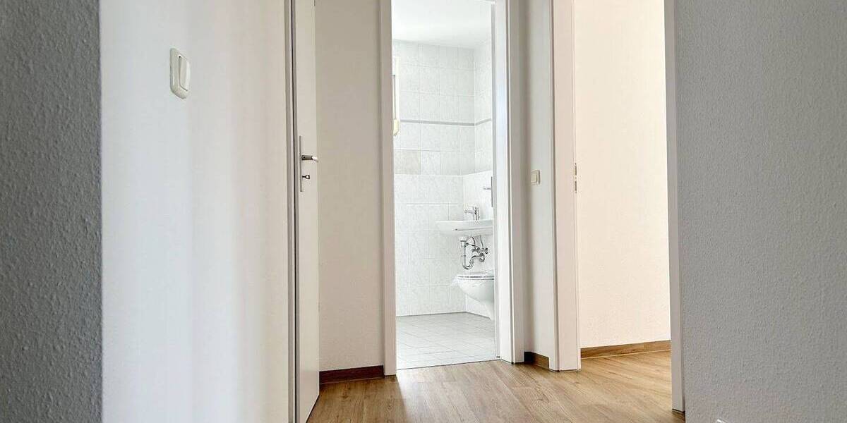 Etagenwohnung Dresden Johannstadt-Süd - 2 Zimmer, 68 m&sup2;, 657&euro; | Angebot:26154797
