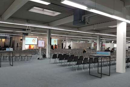 Büro in Langenhagen 120.000 € 2600 m² zimmer