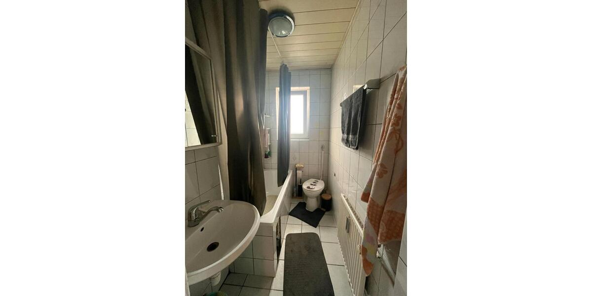 Wohnen auf Zeit Bochum Bochum-Mitte - 13 Zimmer, 68 m&sup2;, 499&euro; | Angebot:26672922