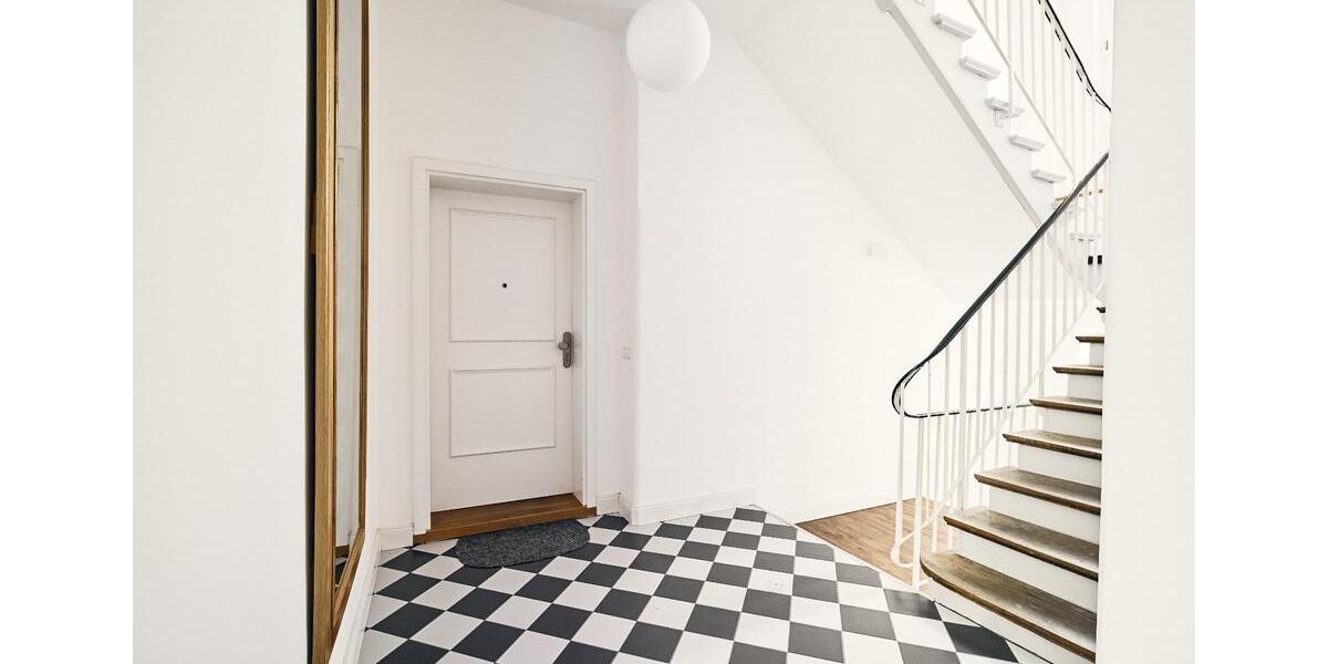 Wohnen auf Zeit Traunstein - 3 Zimmer, 110 m&sup2;, 1.800&euro; | Angebot:24465591