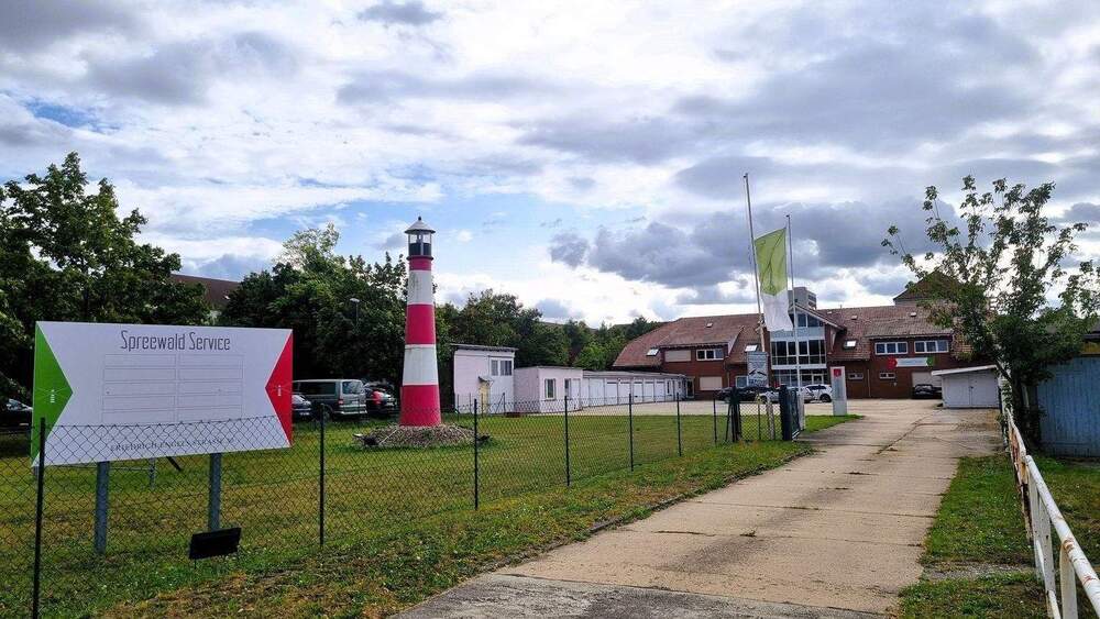 BüroPraxisräume mit reichlich Parkplätzen vor der Haustür in Lübbenau zu vermieten 4 zimmer