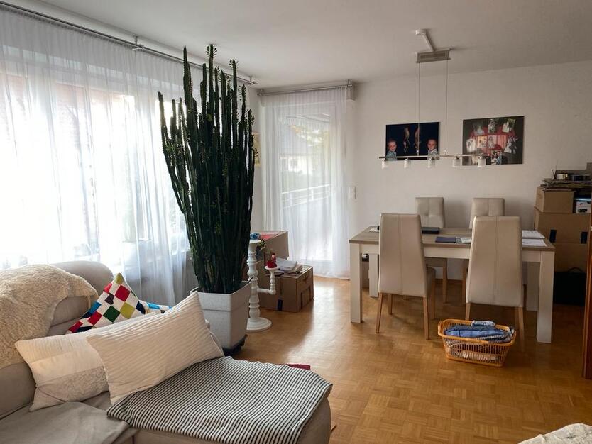 Schorndorf-Schornbach: Wohnung in 2 Familienhaus