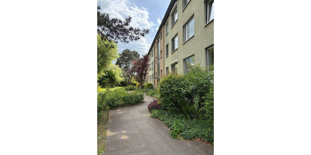Etagenwohnung Hamburg Farmsen-Berne - 2 Zimmer, 55 m&sup2;, 990&euro; | Angebot:26751814