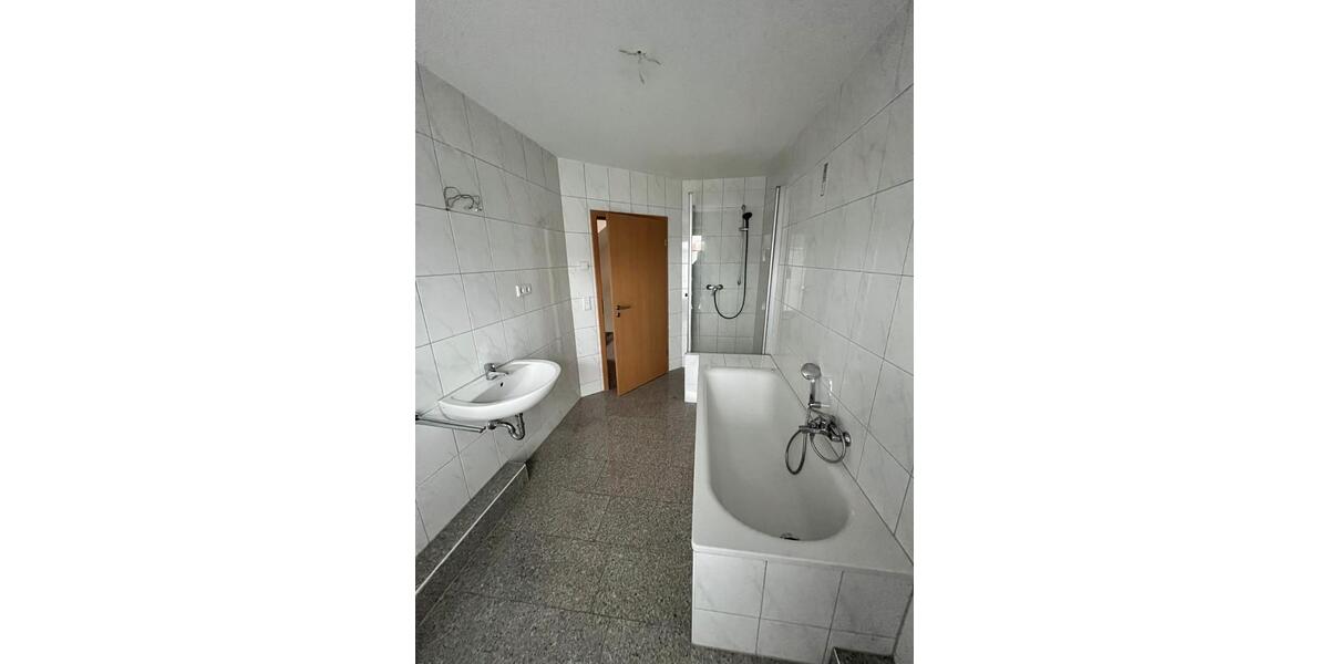 Reihenhaus ab ca. 01.07.2026, ‼️‼️LESEN ‼️‼️ 4 zimmer