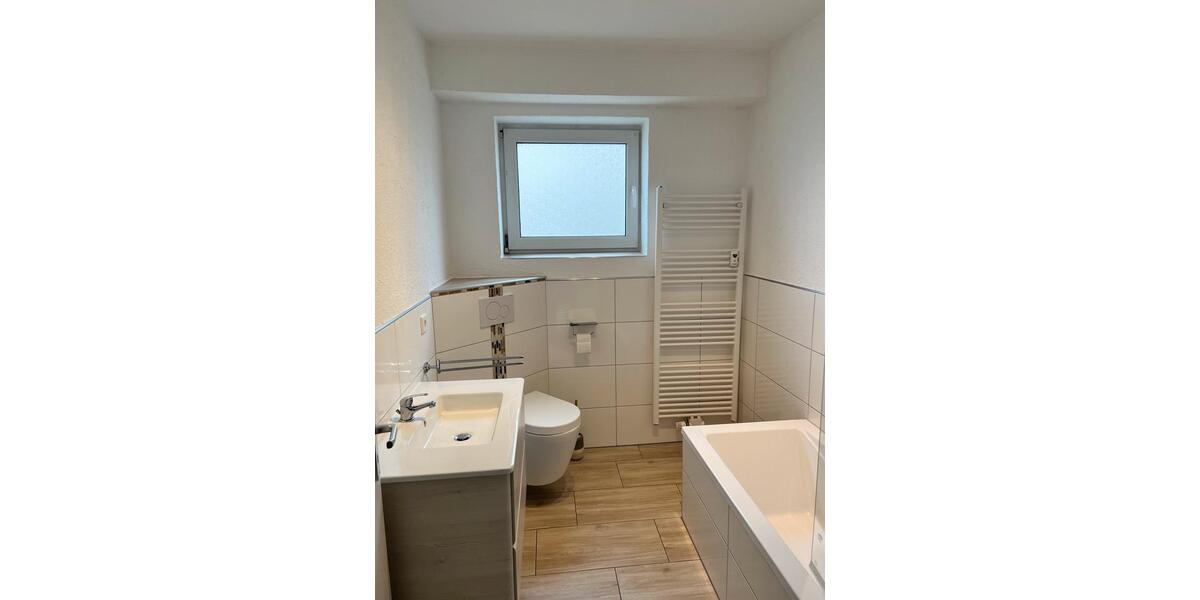 Terrassenwohnung Bad Emstal - 3 Zimmer, 81 m&sup2;, 750&euro; | Angebot:24660418