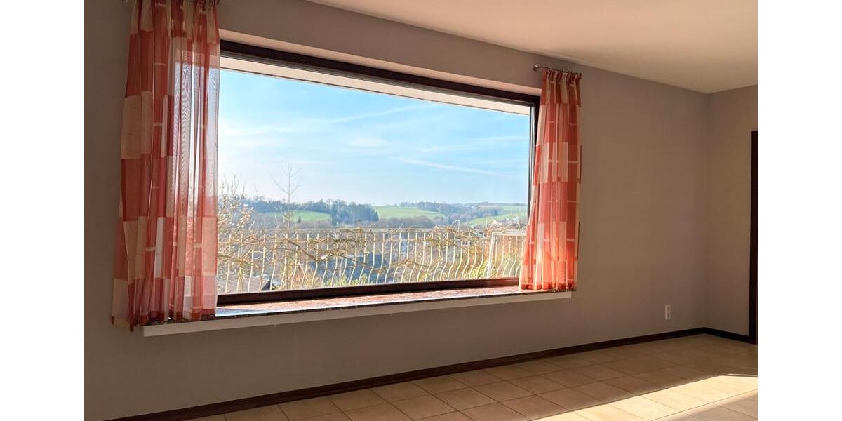 Etagenwohnung Marienheide - 4 Zimmer, 120 m&sup2;, 1.100&euro; | Angebot:26498600
