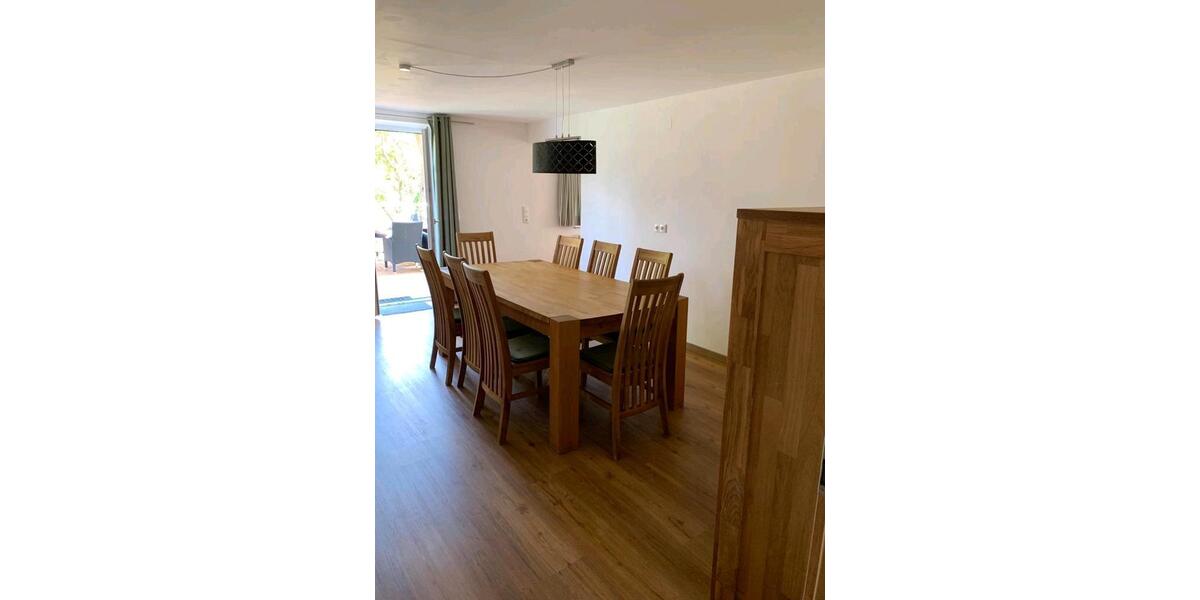 Wohnen auf Zeit Mindelheim - 9 Zimmer, 170 m&sup2;, 425&euro; | Angebot:25085206