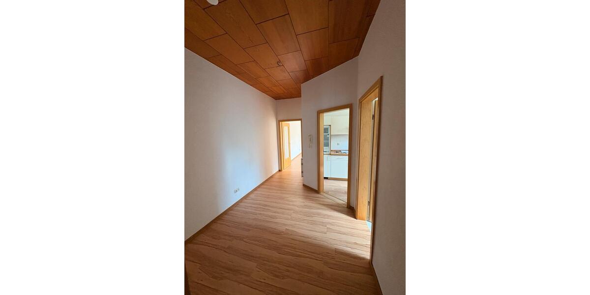 Helle 2-Zimmer-Wohnung mit Stellplatz & EBK in Siedenbollentin 2 zimmer