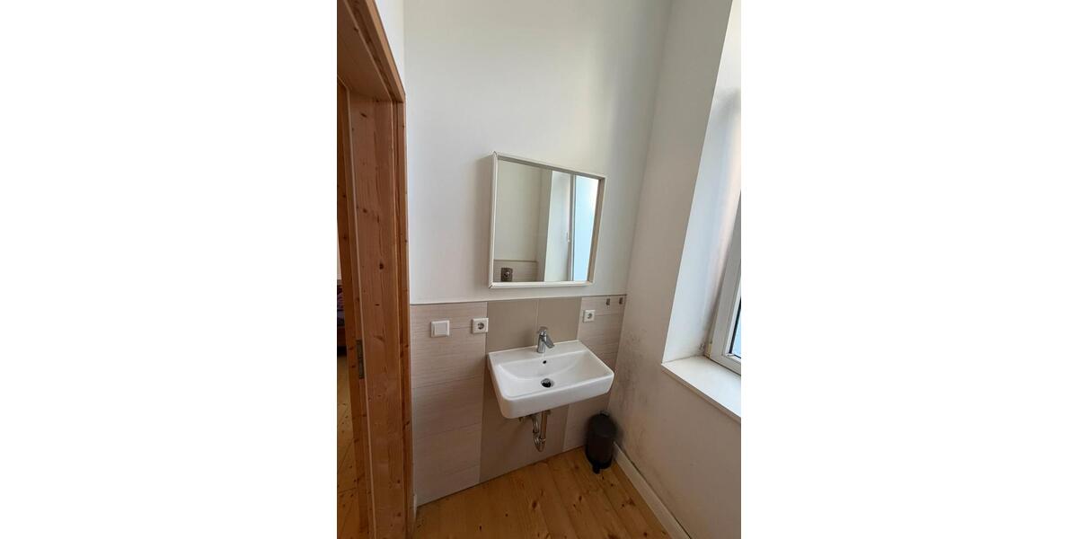 Erdgeschoßwohnung Krefeld - 2 Zimmer, 44 m&sup2;, 440&euro; | Angebot:26563165