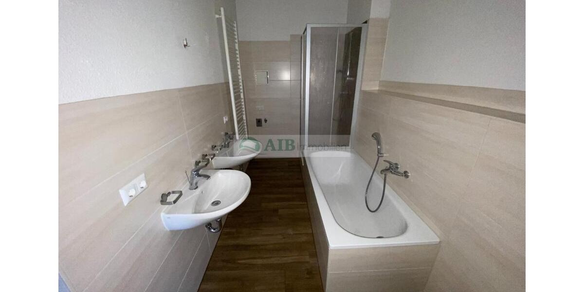 Etagenwohnung Marienberg - 4 Zimmer, 128 m&sup2;, 700&euro; | Angebot:24940993