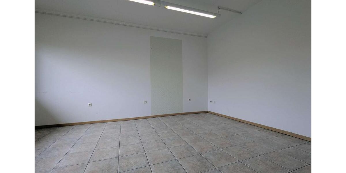 Gewerbeobjekt Walpertskirchen - 900&euro; | Angebot:24589636