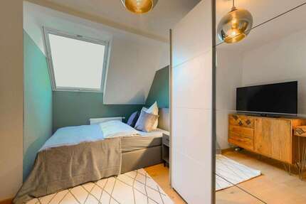 WG-Zimmer in Stuttgart 645 € 14 m² zimmer