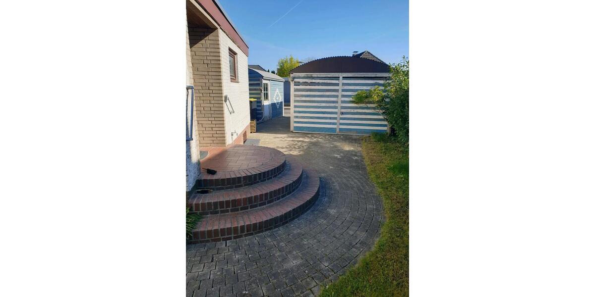 Einfamilienhaus Kronshagen - 6 Zimmer, 120 m&sup2;, 1.950&euro; | Angebot:26698408