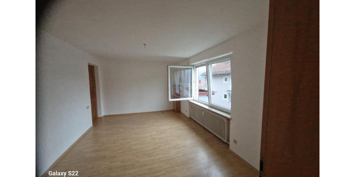 Etagenwohnung Riedenburg - 3 Zimmer, 595&euro; | Angebot:22907892