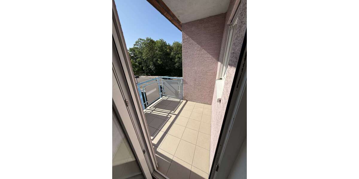 Etagenwohnung Pforzheim Südstadt - 3 Zimmer, 73 m&sup2;, 730&euro; | Angebot:27121193