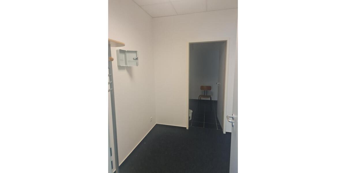 Gewerbeobjekt Wilhelmshaven Heppens - 1.680&euro; | Angebot:18945742