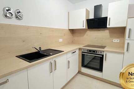 Wohnung zum Mieten in Dresden 1.450 € 114.69 m² 3 zimmer