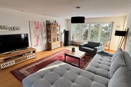 Sehr schöne 5-Zi-Whg. 160 qm mit Balkon von Privat zu vermieten 5 zimmer