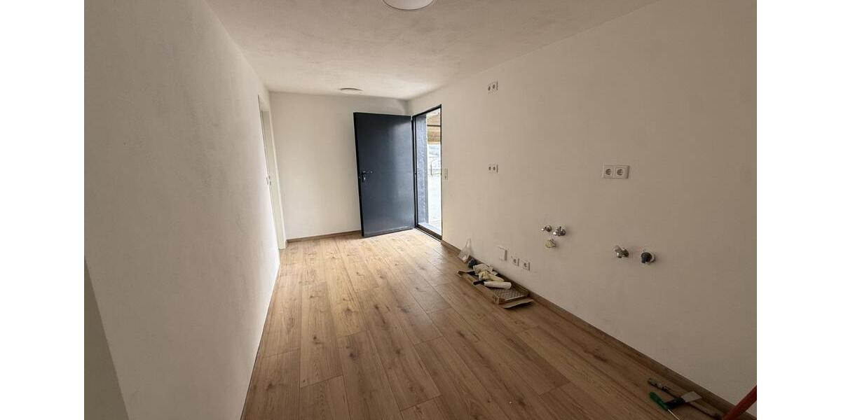 Gewerbeobjekt Würzburg Heuchelhof - 3.500&euro; | Angebot:25905497