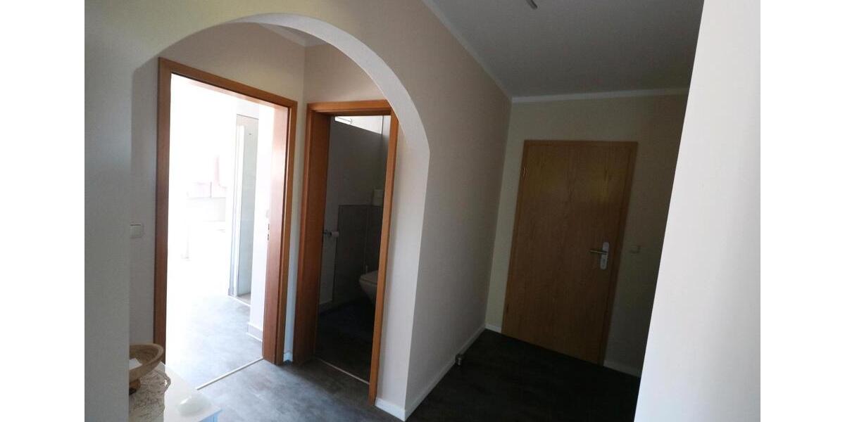 Erdgeschoßwohnung Affing - 4 Zimmer, 125 m&sup2;, 1.800&euro; | Angebot:23828938