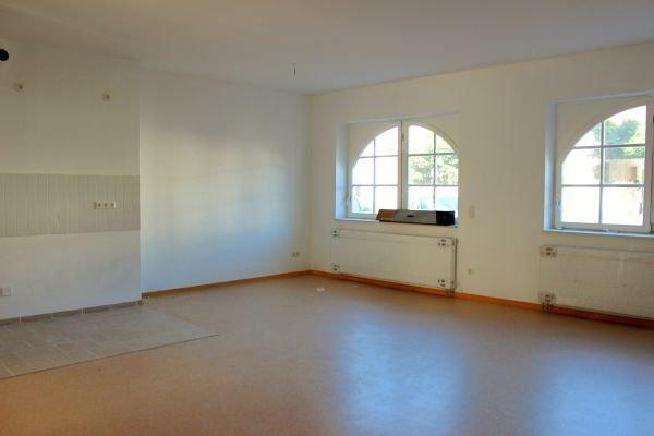 Etagenwohnung Südharz - 3 Zimmer, 79 m&sup2;, 460&euro; | Angebot:26260696