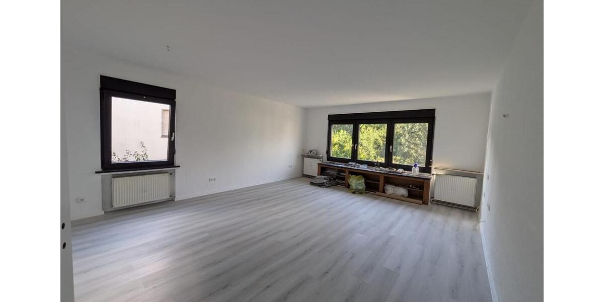 Etagenwohnung Hattingen - 3 Zimmer, 85 m&sup2;, 630&euro; | Angebot:24844947