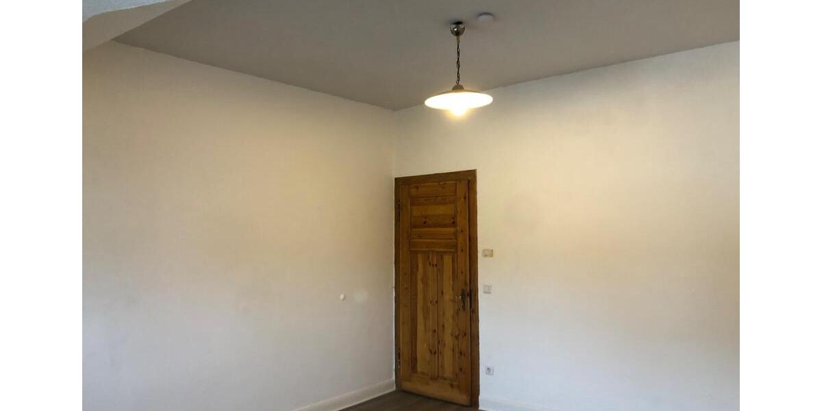 2-Zimmer Dachgeschoss Wohnung 2 zimmer